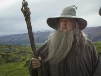 Il Signore degli Anelli, Ian McKellen tornerà a interpretare Gandalf nel nuovo film: 'Devono sbrigarsi'