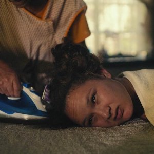 Carissa: Gretchen Ramsden, Wilhelmiena Hesselman in una scena