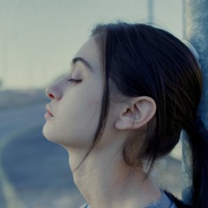 Di uomini e cani: Natan Bahat in una scena del film