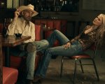 Billy Bob Thornton è a caccia di petrolio nel trailer della nuova serie Landman, dal creatore di Yellowstone
