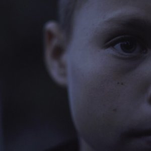 Songs of Slow Burning Earth: un'immagine del film