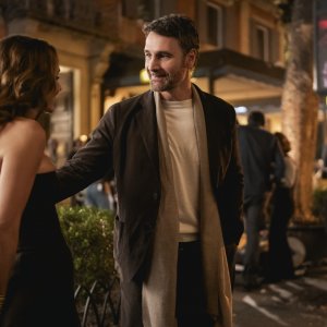 Emily in Paris 4: una scena con Raoul Bova