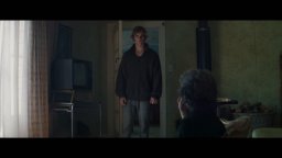 Juniper - Un Bicchiere Di Gin - Trailer italiano del film con Charlotte Rampling