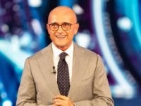 Grande Fratello 2024: Alfonso Signorini parla del cast e dell'arrivo di Beatrice Luzzi come opinionista