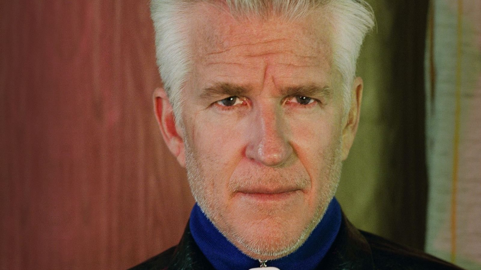 Un primo piano di Matthew Modine