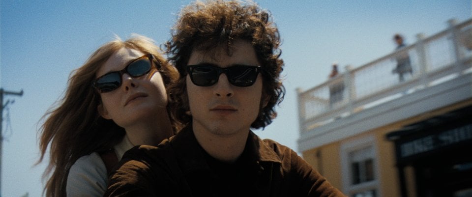 A Complete Unknown Film Bob Dylan Timothee Chalamet Elle Fanning Scena