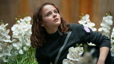 Uglies Scena Film Netflix Con Joey King