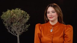 Madame Clicquot: intervista a Haley Bennett