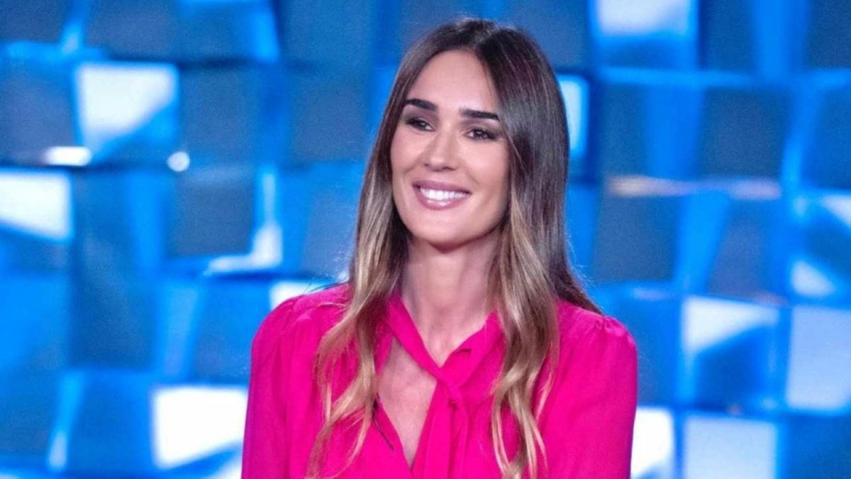 Verissimo,  ospiti Beatrice Luzzi e Iva Zanicchi nelle puntate di sabato 14 e domenica 15 settembre a Canale 5