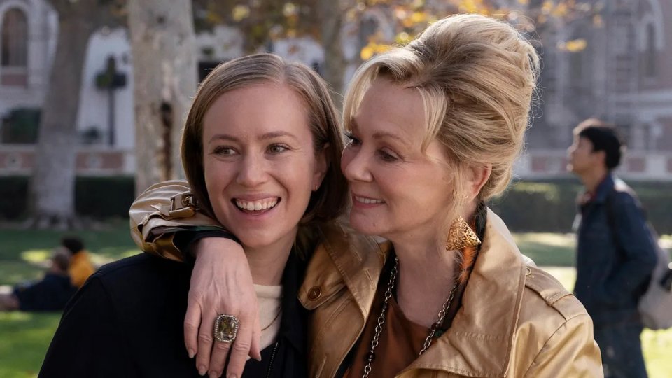 Hannah Einbinder Jean Smart