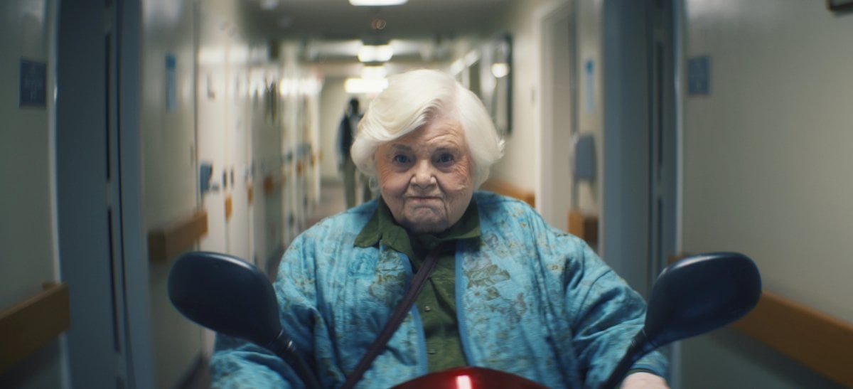 Thelma, recensione: June Squibb a 90 anni tra Tom Cruise e John Wick