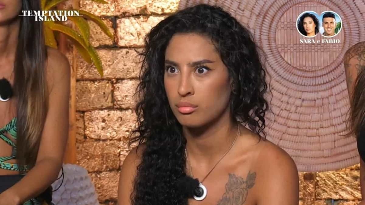 Temptation Island 2024:  Sara scopre in diretta di essere stata tradita da Fabio