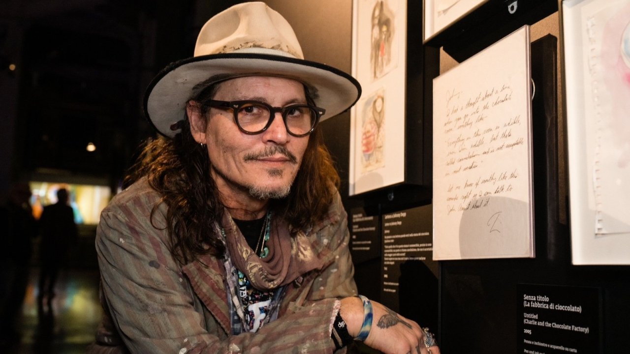 Johnny Depp in visita alla Mostra su Tim Burton a Torino