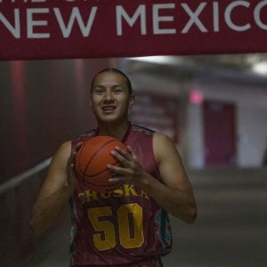 Rez Ball: River Rayne Thomas in una foto