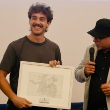 Federico Cesari col premio del Lucca Film Festival 2024