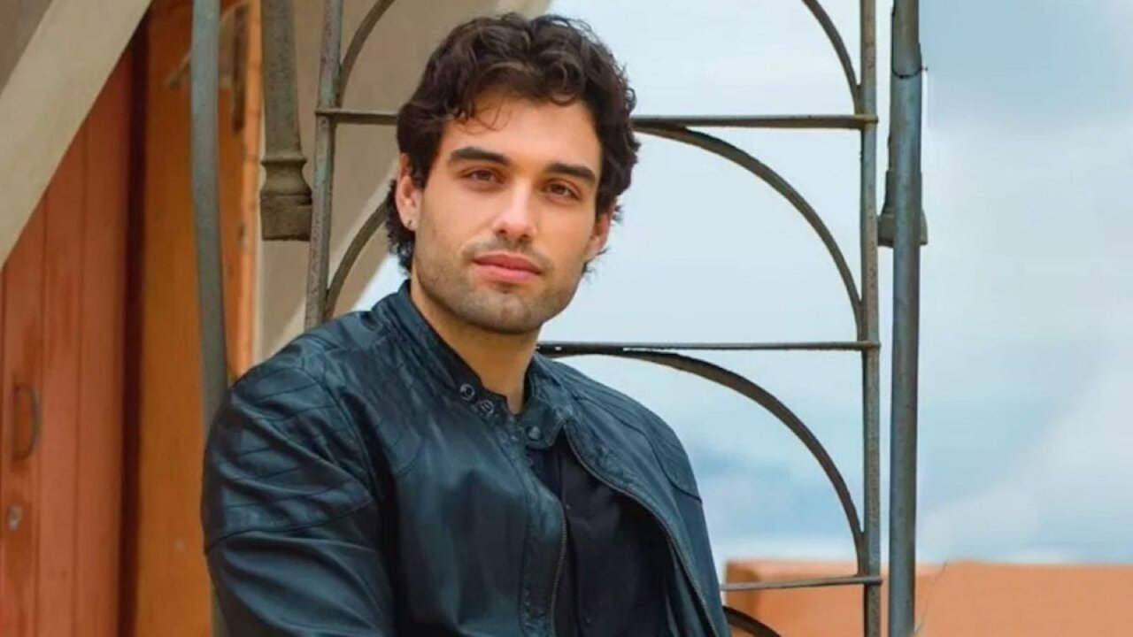 Vladimir Randazzo nei panni di Nunzio