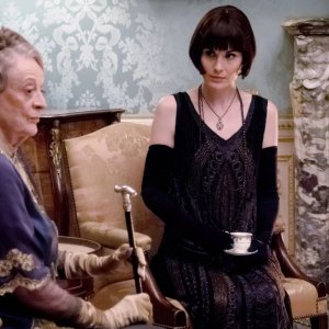 Downton Abbey. Maggie Smith e Michelle Dockery in un momento emozionante del film.