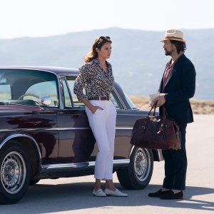 Killer Heat: Joseph Gordon-Levitt, Shailene Woodley in una foto