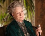 Maggie Smith, il creatore di Downton Abbey: 'Lavorare con lei è stato il più grande privilegio della mia vita'