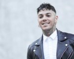 Emis Killa perquisito per l'inchiesta sugli ultrà di Inter e Milan: cosa è stato trovato nella sua casa