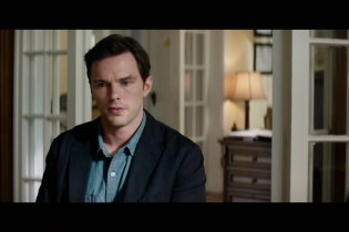 Juror #2 - Trailer del film di Clint Eastwood con Nicholas Hoult e Toni Collette