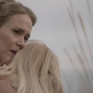 Hold Your Breath: Sarah Paulson in una foto
