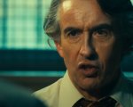 Joker: Folie à Deux, Todd Phillips entusiasta del lavoro di Steve Coogan davanti a Joaquin Phoenix
