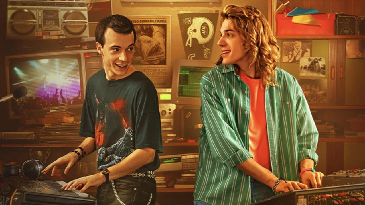 Elia Nuzzolo e Matteo Giuggioli sono Max Pezzali e Mauro Repetto