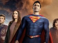 Superman &amp; Lois, il gran finale della serie 'onorerà la fine dell'Arrowverse'