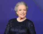 Kathy Bates spiega di aver perso peso anche 'grazie al duro lavoro'