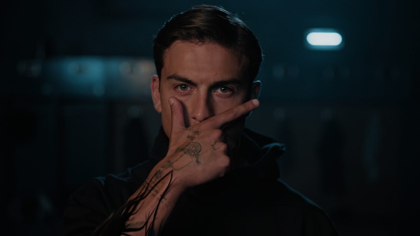 Paulo Dybala nello spot di Venom: The Last Dance