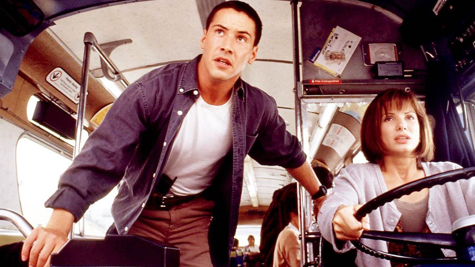 Keanu reeves e Sandra Bullock sul bus di Speed