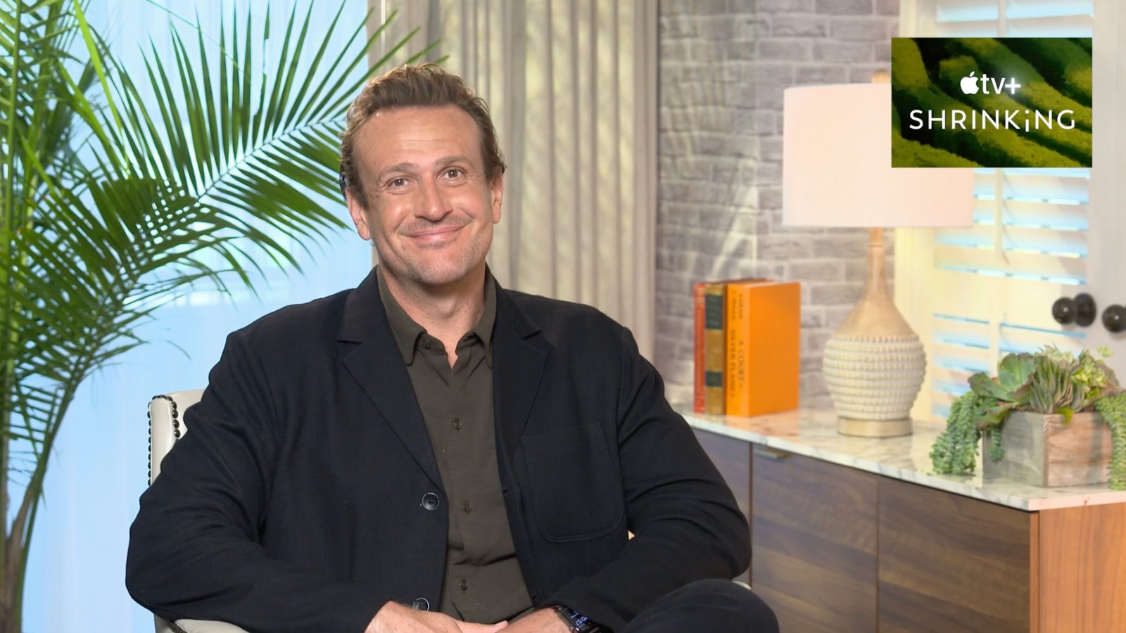 Jason Segel presenta Shrinking 2