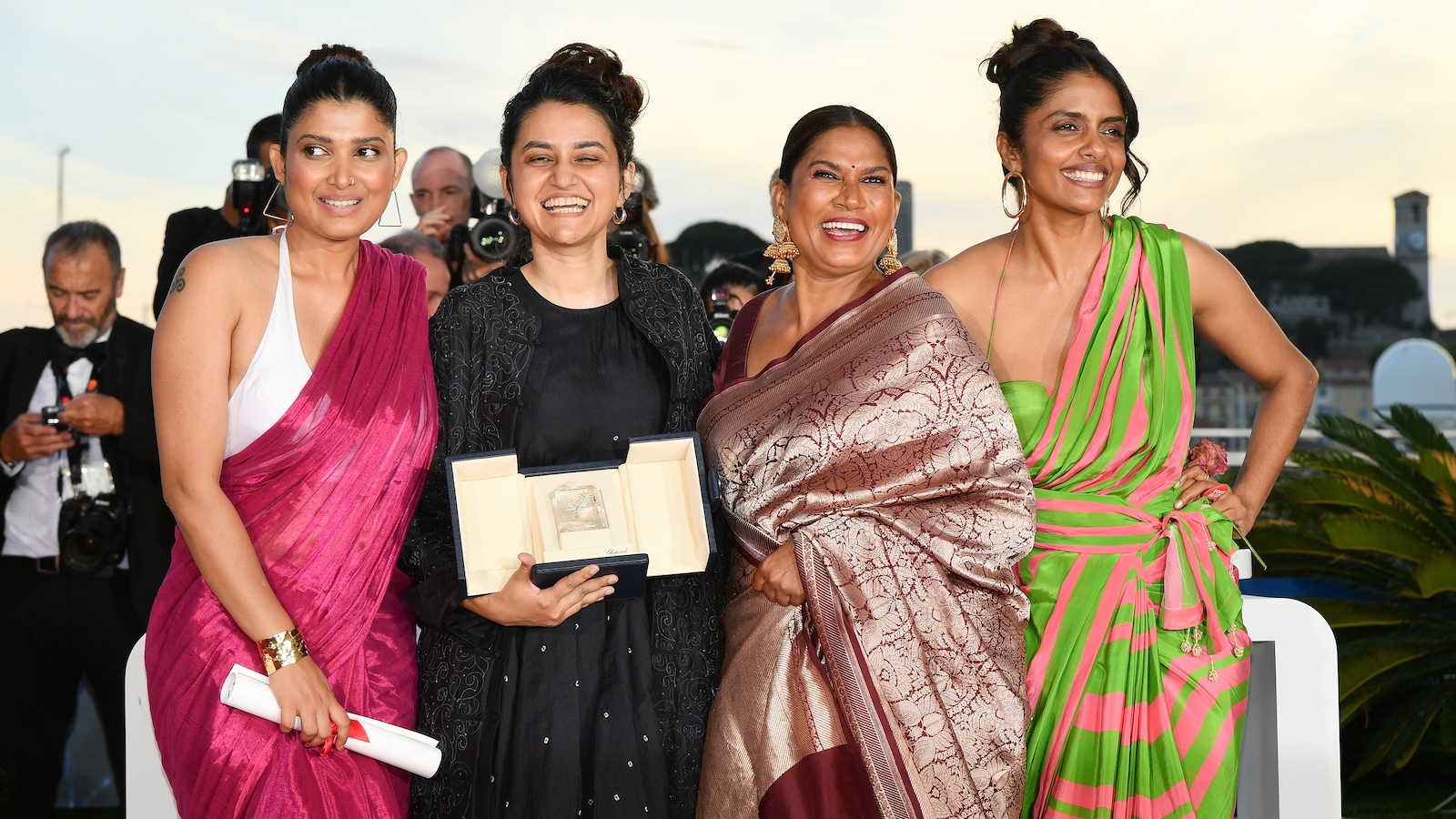 La regista Payal Kapadiya premiata a Cannes 2024