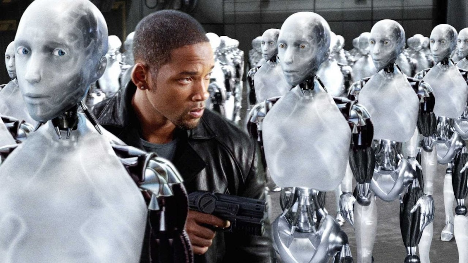 Will Smith in una scena di Io, robot