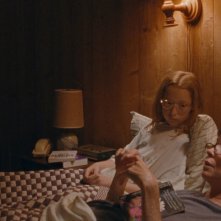 Janet Planet: Julianne Nicholson, Zoe Ziegler in una sequenza