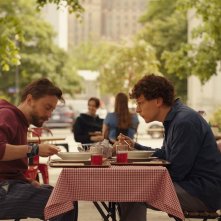 A Real Pain: Kieran Culkin e Jesse Eisenberg durante in un'immagine