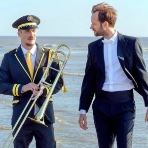 L'orchestra stonata: Benjamin Lavernhe e Pierre Lottin in una foto
