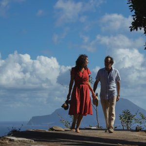 Paradiso in vendita: Donatella Finocchiaro e Bruno Todeschini in una scena