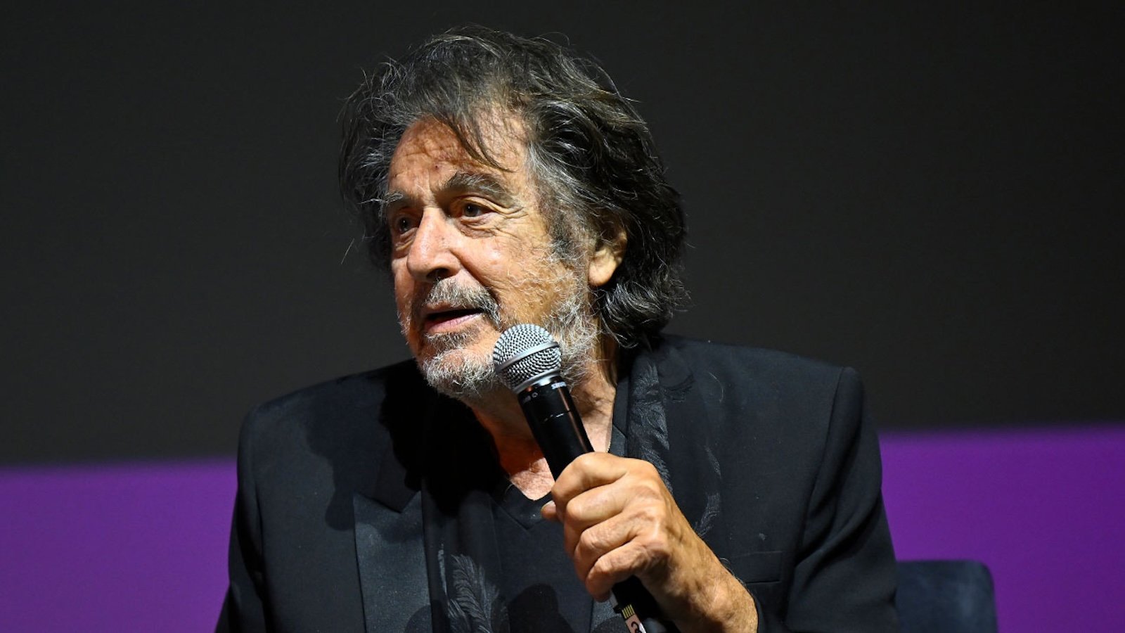 Al Pacino durante un'intervista