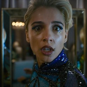 Smile 2: Naomi Scott in un primo piano