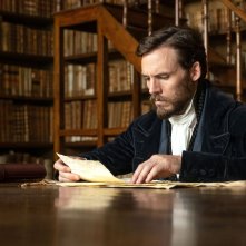 Il Conte di Montecristo: Sam Claflin in un momento della serie