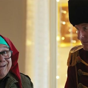Ops! È già natale: Danny De Vito in una scena