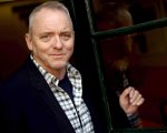 Dennis Lehane, da scrittore a showrunner: 'Ho discusso con Scorsese per il finale di Shutter Island'
