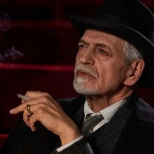 Eterno visionario: Fabrizio Bentivoglio in un'immagine