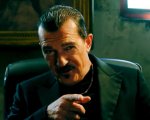 Antonio Banderas fa chiarezza sulle voci di bancarotta: 'Mi spiace per chi ci sperava'
