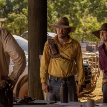 Michael Dorman, Anna Torv nella serie Territory