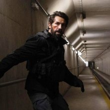Ancora una possibilità: Scott Adkins in una scena del film
