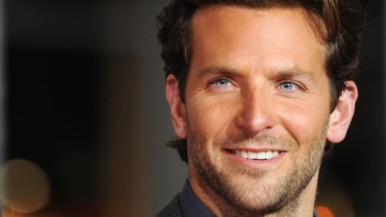 Un primo piano di Bradley Cooper