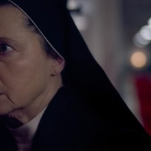 Conclave: Isabella Rossellini in un primo piano